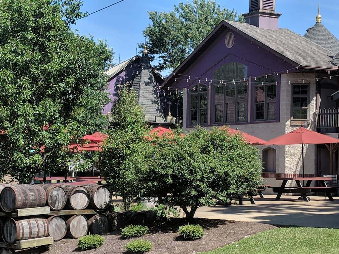 Breitenbach patio